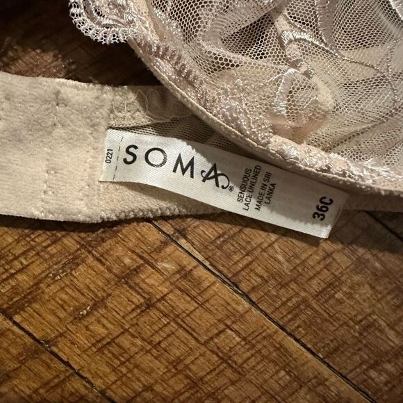 Soma nude Sensuous lace unlined sexy retro 36C bra - Picture 2 of 3